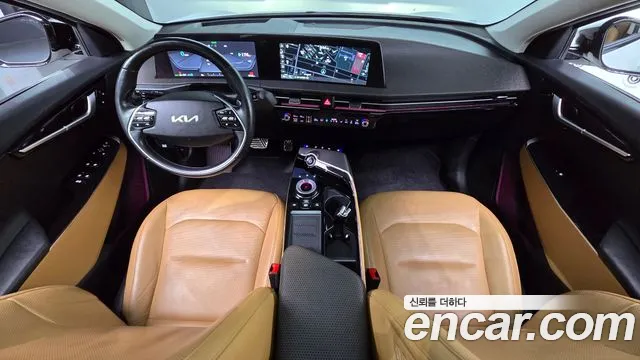 Kia EV6 2022 — фото 9