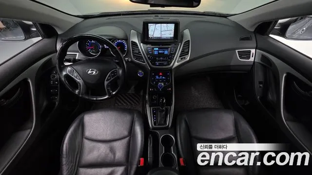 Hyundai AVANTE 2015 — фото 10