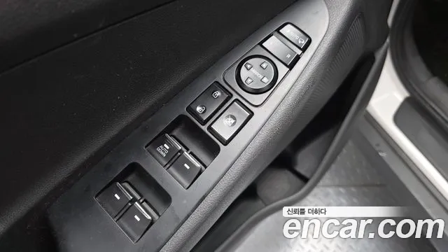 Hyundai Tucson 2017 — фото 19