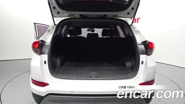 Hyundai Tucson 2017 — фото 20