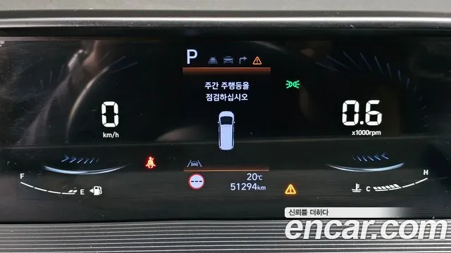 Hyundai Staria 2022 — фото 8