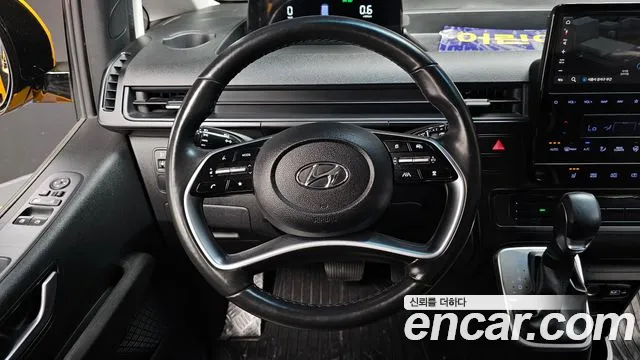 Hyundai Staria 2022 — фото 13