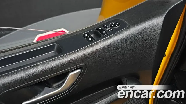 Hyundai Staria 2022 — фото 17