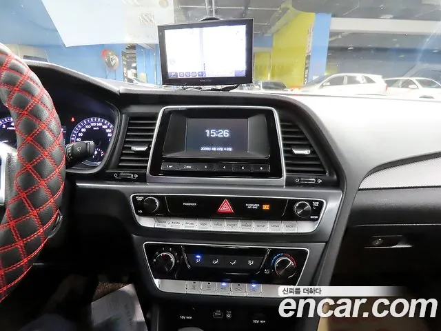 Hyundai Sonata 2018 — фото 12