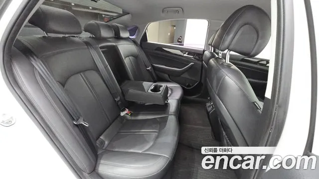 Hyundai Sonata 2016 — фото 11