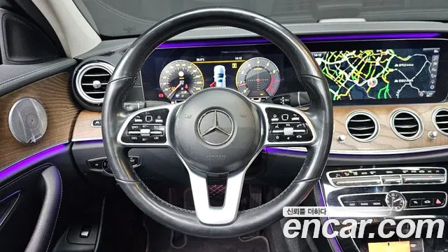 Mercedes-Benz E-Class 2019 — фото 13