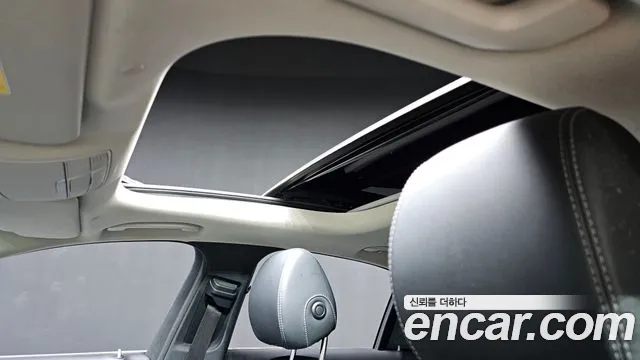 Mercedes-Benz E-Class 2019 — фото 16