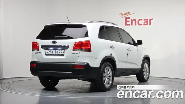 Kia Sorento 2012 — фото 2