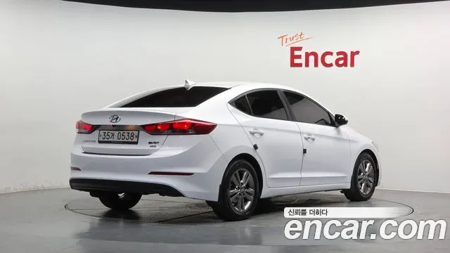 Hyundai AVANTE 2016 — фото 2