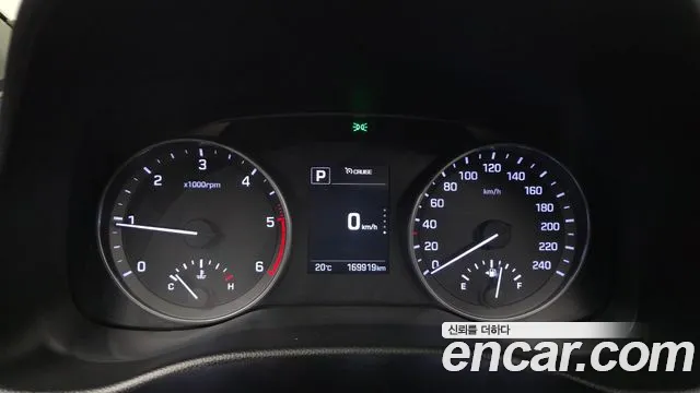 Hyundai AVANTE 2016 — фото 11
