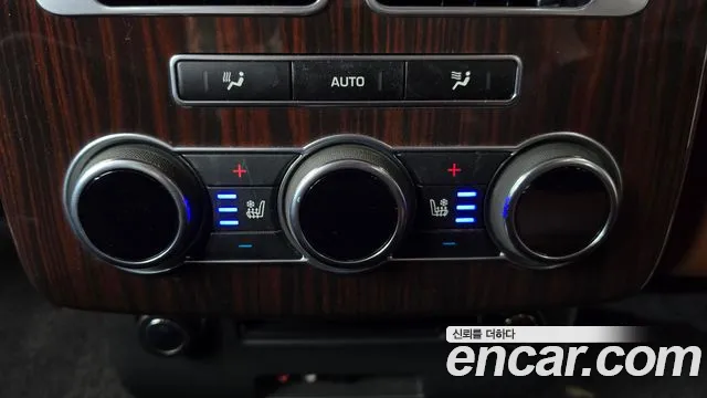Land Rover Range Rover 2015 — фото 18