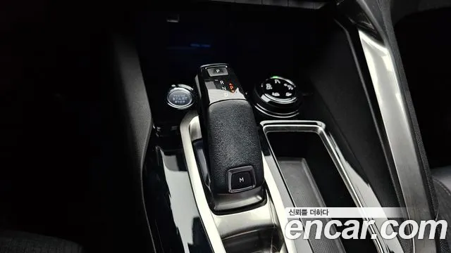 Peugeot 5008 2019 — фото 12