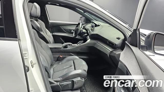 Peugeot 5008 2019 — фото 17