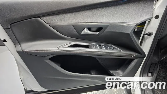 Peugeot 5008 2019 — фото 14