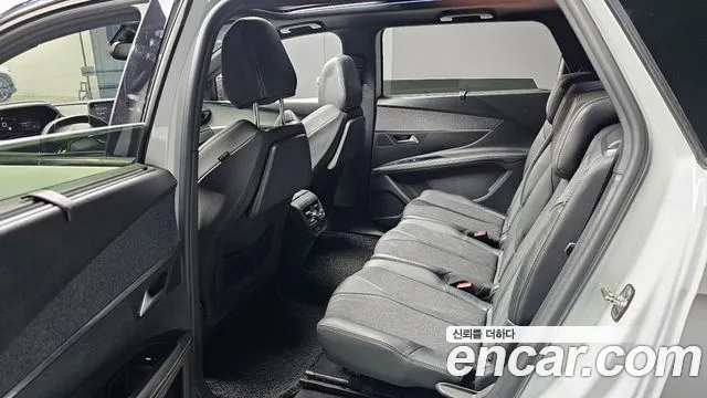 Peugeot 5008 2019 — фото 16