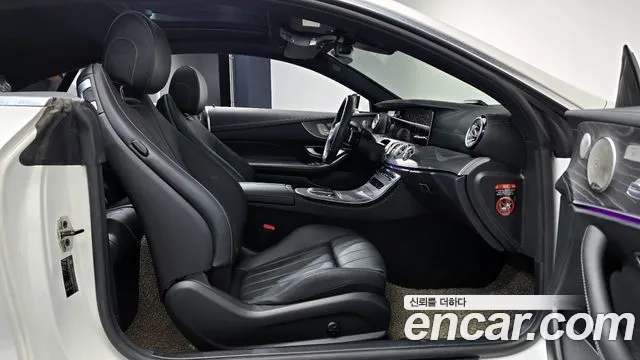 Mercedes-Benz E-Class 2022 — фото 16