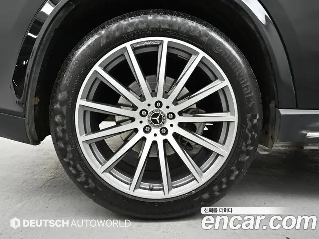 Mercedes-Benz GLS-Class 2023 — фото 5