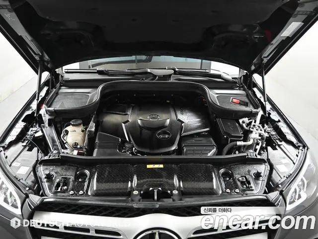 Mercedes-Benz GLS-Class 2023 — фото 6