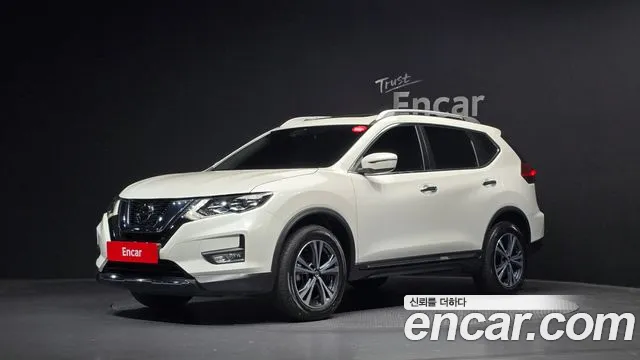 Nissan X-Trail 2018 — фото 1