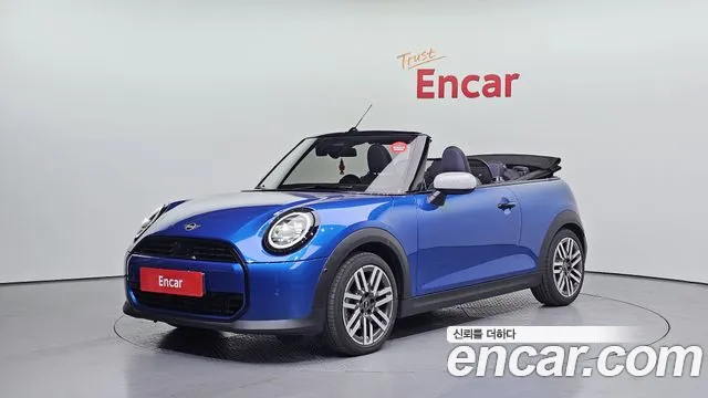Mini Cooper Convertible 2025 — фото 1