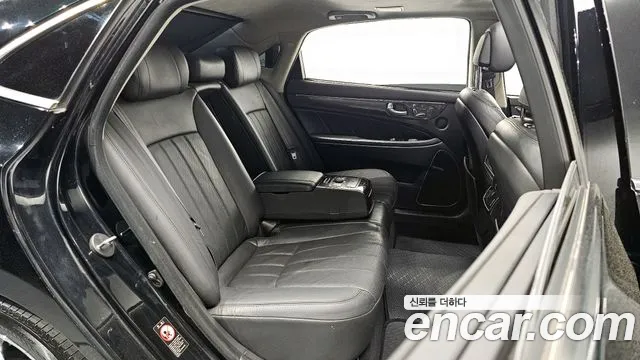 Hyundai Equus 2012 — фото 13