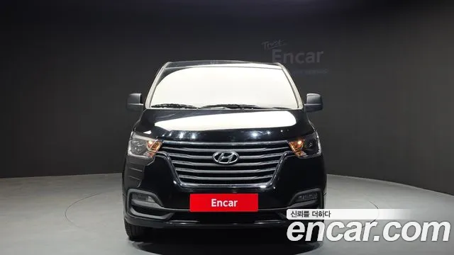 Hyundai Starex 2019 — фото 3
