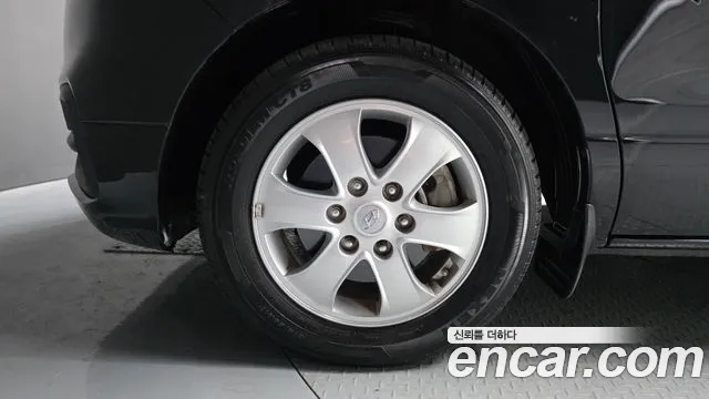 Hyundai Starex 2019 — фото 5