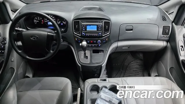 Hyundai Starex 2019 — фото 7