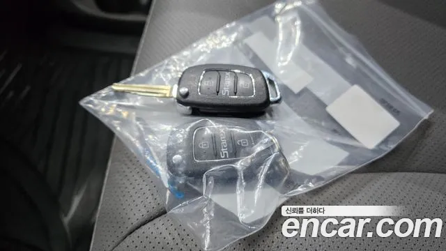 Hyundai Starex 2019 — фото 19