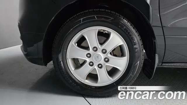 Hyundai Starex 2019 — фото 5