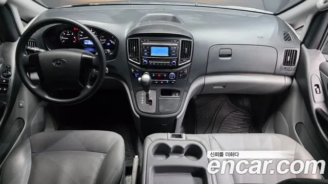 Hyundai Starex 2019 — фото 7
