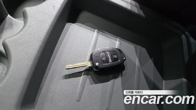 Hyundai Starex 2019 — фото 19