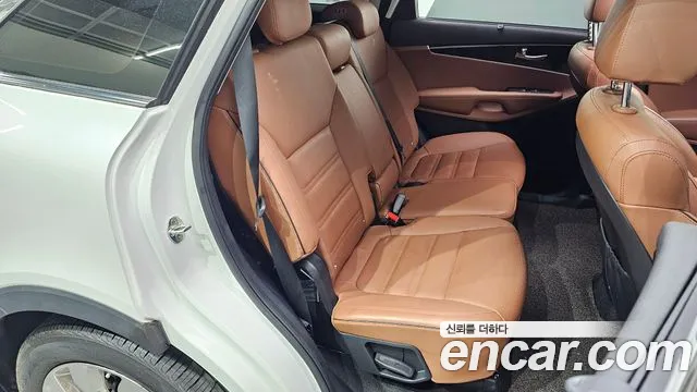 Kia Sorento 2019 — фото 11