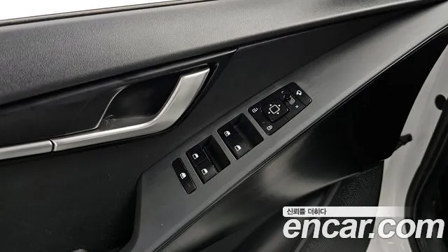 Kia Niro 2022 — фото 18