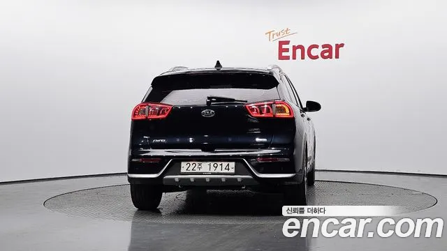 Kia Niro 2018 — фото 4