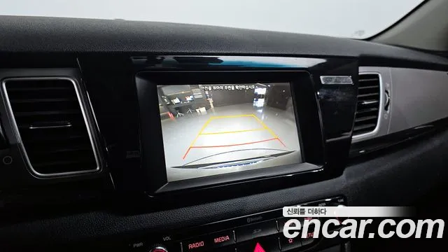 Kia Niro 2018 — фото 17