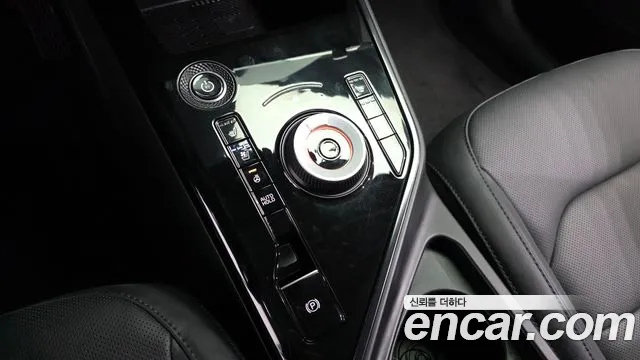 Kia Niro 2024 — фото 12