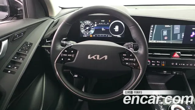 Kia Niro 2024 — фото 19