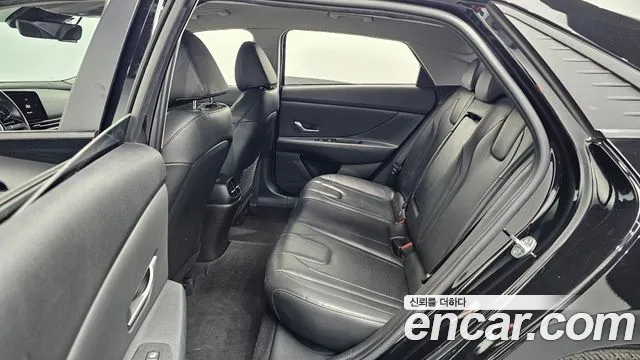 Hyundai AVANTE 2023 — фото 11