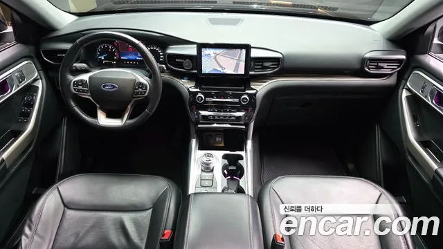 Ford Explorer 2021 — фото 10