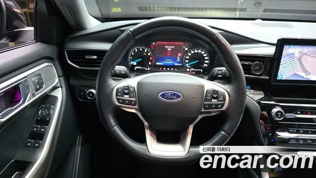Ford Explorer 2021 — фото 19