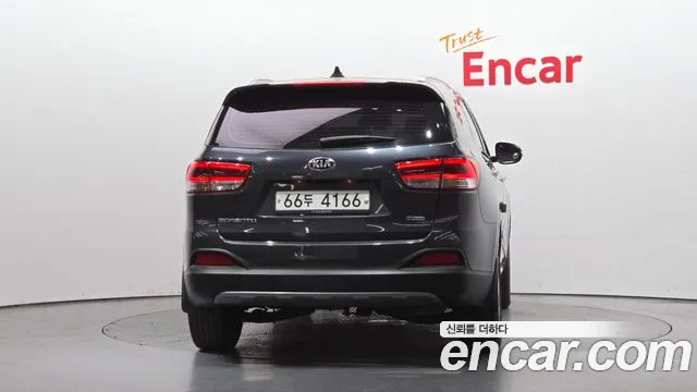 Kia Sorento 2015 — фото 4