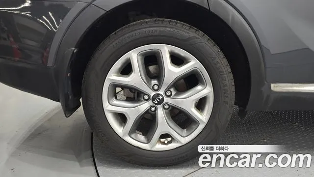 Kia Sorento 2015 — фото 5
