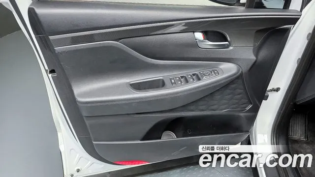Hyundai Santafe 2023 — фото 14