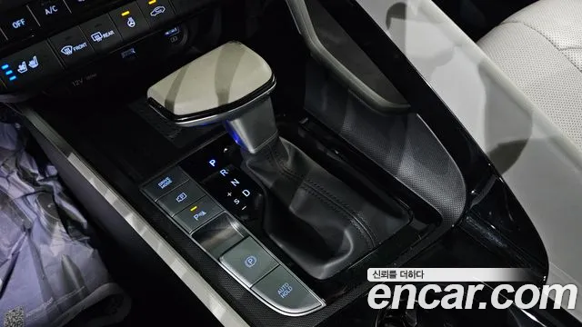 Hyundai AVANTE 2023 — фото 9