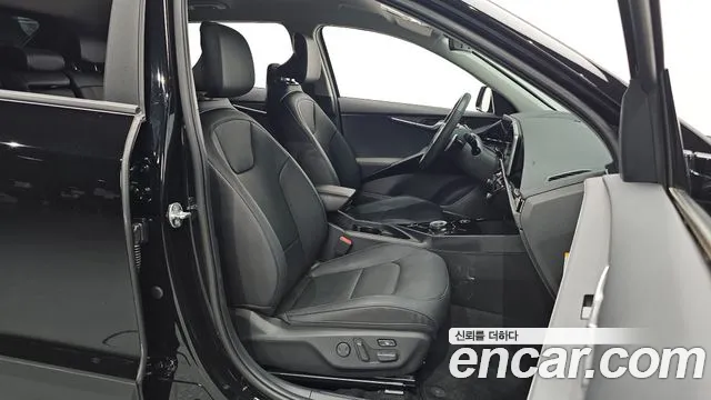 Kia Niro 2024 — фото 13