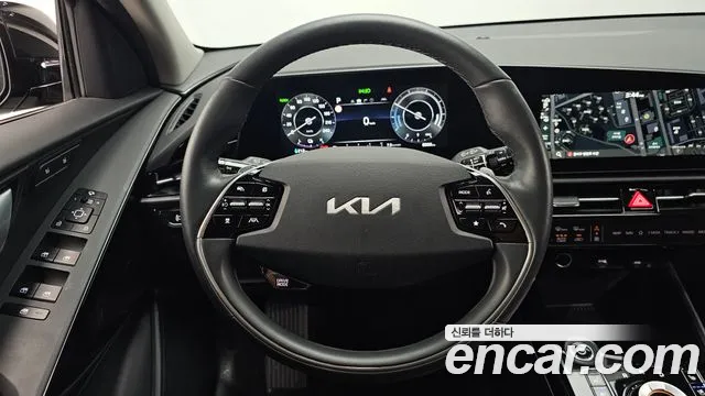 Kia Niro 2024 — фото 19