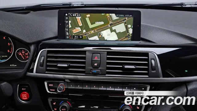 BMW 3-Series 2018 — фото 13