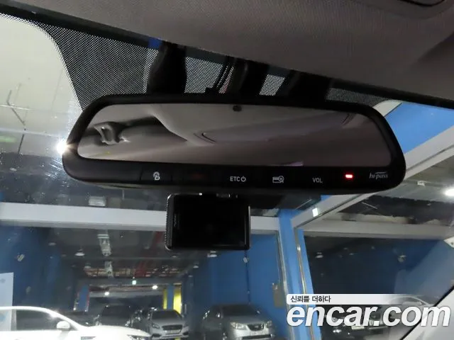 Hyundai AVANTE 2020 — фото 16