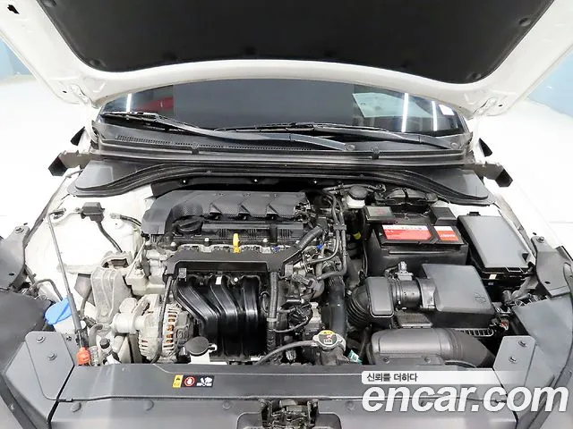 Hyundai AVANTE 2020 — фото 19